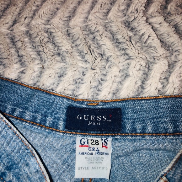 Guess jean shorts - Picture 1 of 3